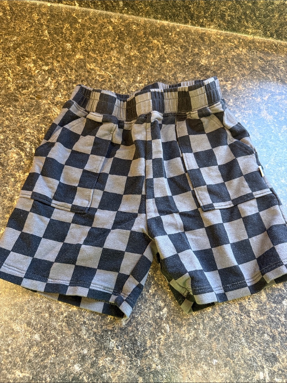 Little Sleepies play Kids Black and Gray Checkered Pull-On Shorts size 5